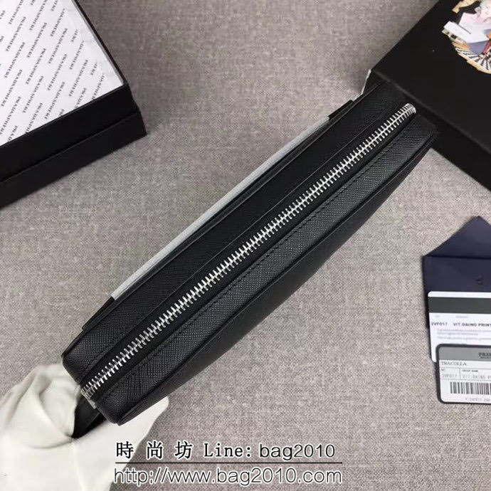 PRADA普拉達 專櫃同步 最新款式 頂級原單十字紋牛皮 男士手包 2VF017 DD1827